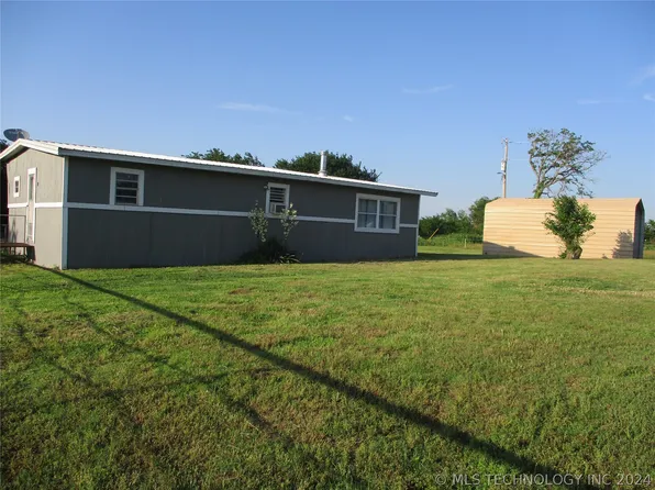 22524 E 19th St, Yale, OK 74085