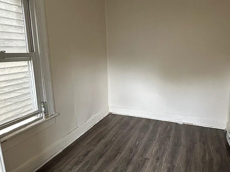 35 N 5th St — Photo 7