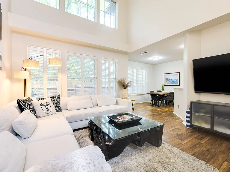 4501 Whispering Valley Dr #3 — Photo 1