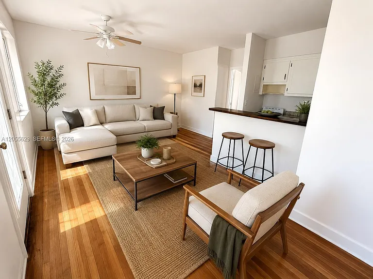 34 Madeira Ave #5 — Photo 1