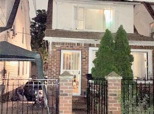 3718 Rombouts Ave, Bronx, NY 10466