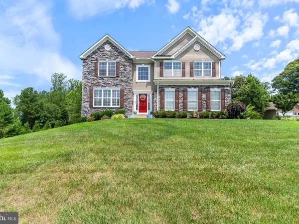 3227 Huntsman Dr, Huntingtown, MD 20639