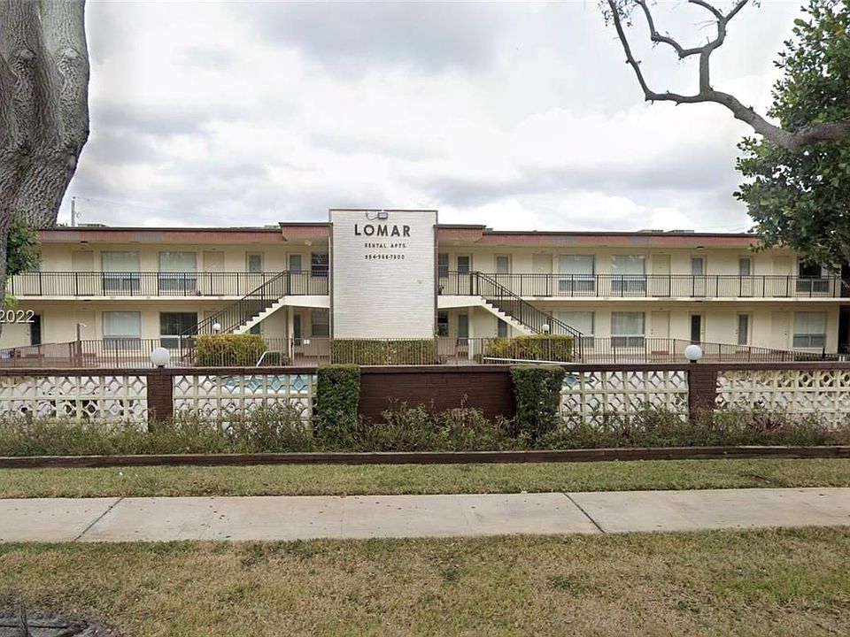 2nd image of 3501 Tyler St #208