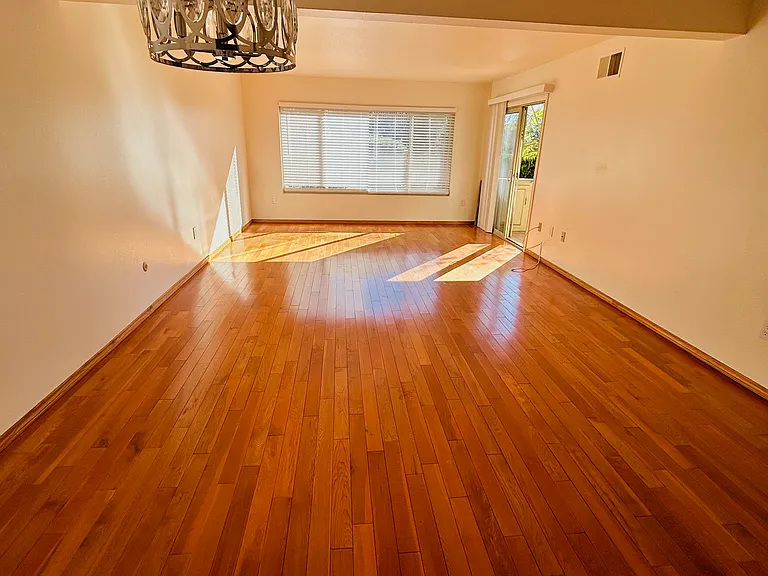 6808 Hyde Park Dr #D — Photo 5