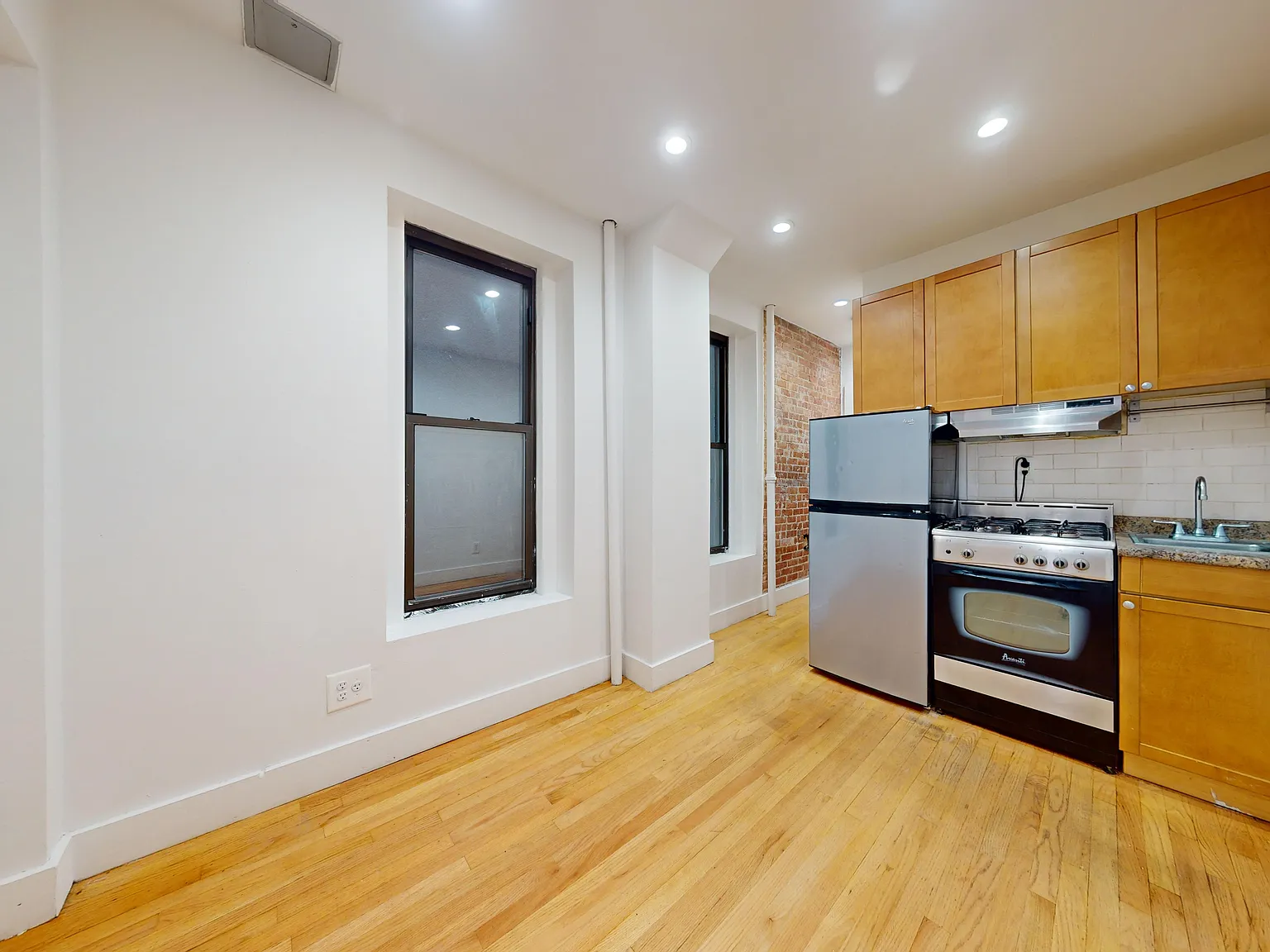 119 East 97th Street — Photo 3