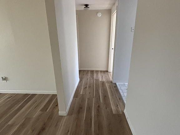 4th image of 211 Dodge Dr APT B2