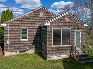 37 Davis St, Rehoboth, MA 02769