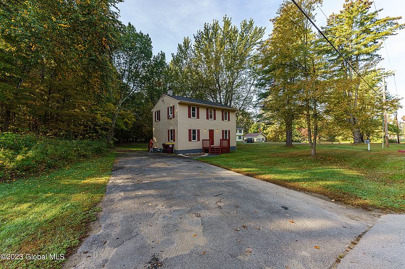 3rd image of 247 Wilbur Road