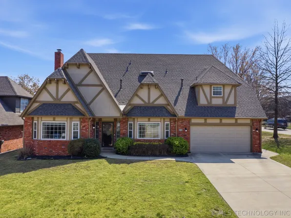 9904 E 97th St, Tulsa, OK 74133