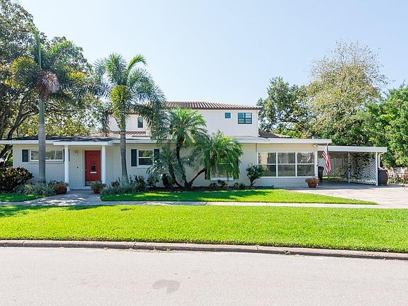 2nd image of 432 Blanca Ave
