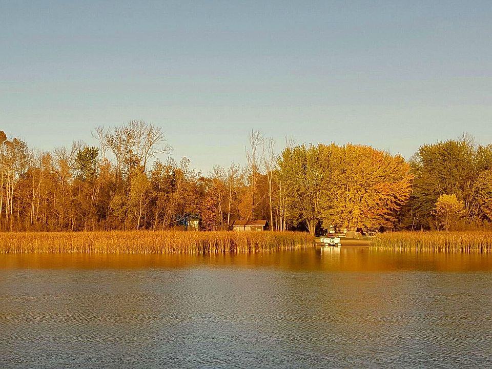 Autumn view of cabin 