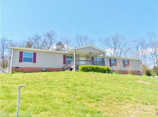 8 Deer Haven Ln, Gordonsville, TN 38563