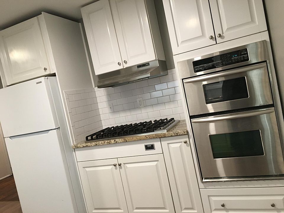 1st image of 3851 Superior Ave #2