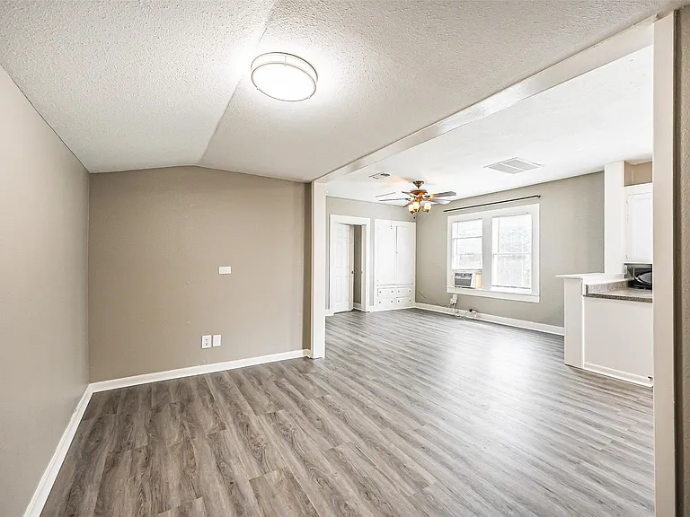 216 Redan St #5 — Photo 7