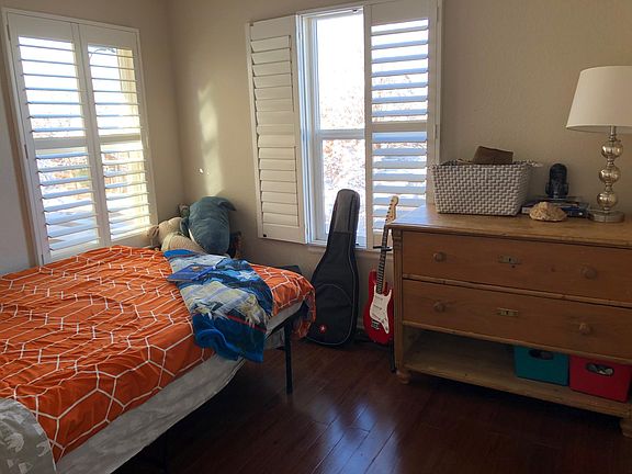 Additional bedroom