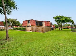 22940 Oxford Pl APT B, Boca Raton, FL 33433