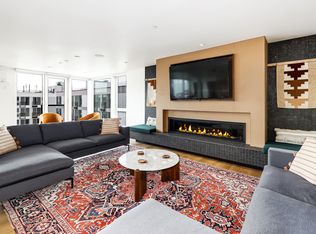 Midtown Square, Seattle, WA 98122