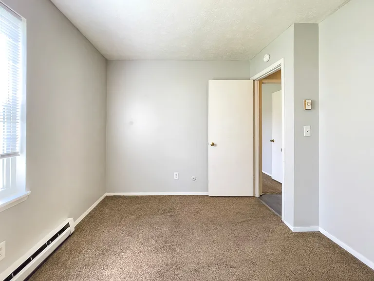 1701 E 14th St #4 — Photo 10