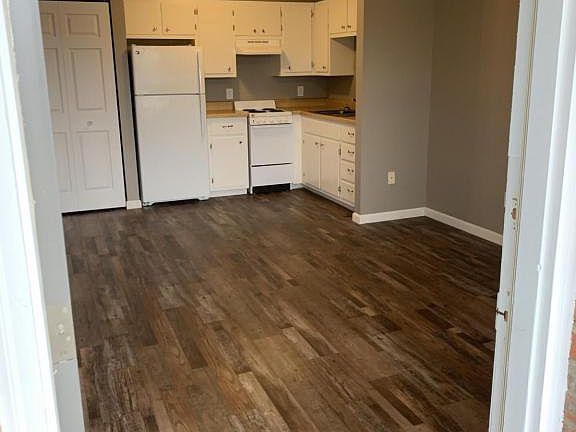4th image of 405 W Legion Blvd #D