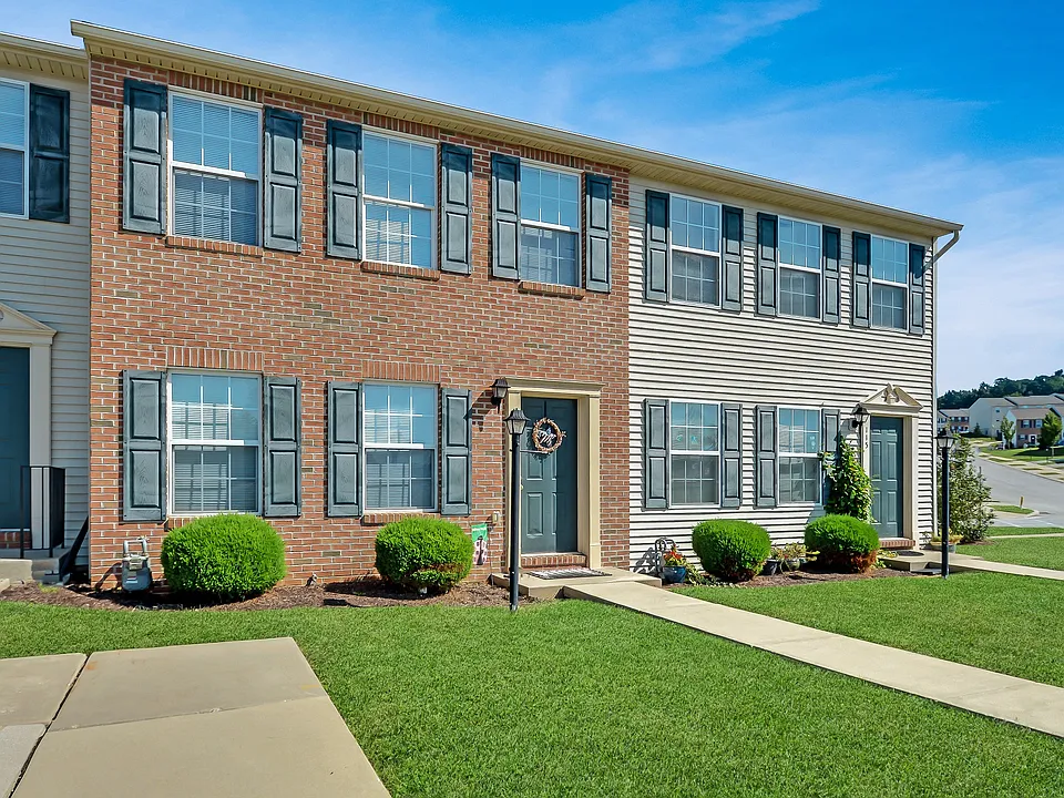 Lions Gate Townhomes