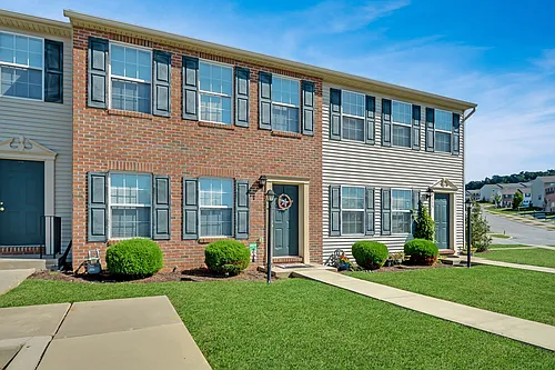 Lions Gate Townhomes Photo 1