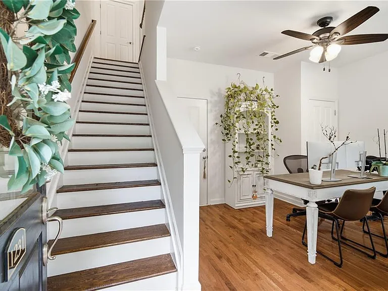 1231 Ashford Creek Park NE — Photo 4
