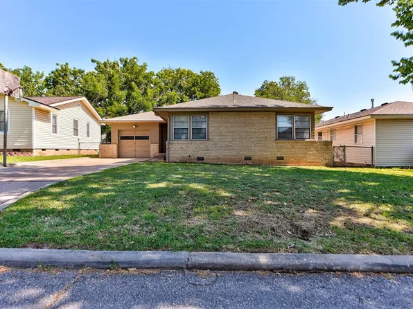 1222 Rose Dr, Shawnee, OK 74804