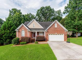 2721 Firethorn Ct, Gastonia, NC 28056