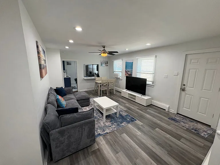 11 S Washington Ave #2 — Photo 4
