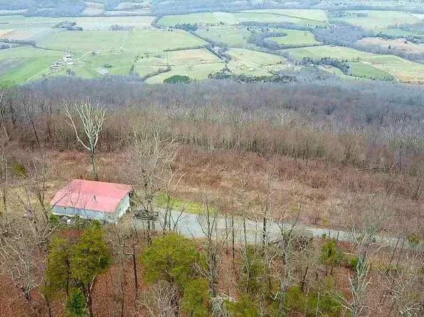 1045 Patton Rd, Signal Mountain, TN 37377