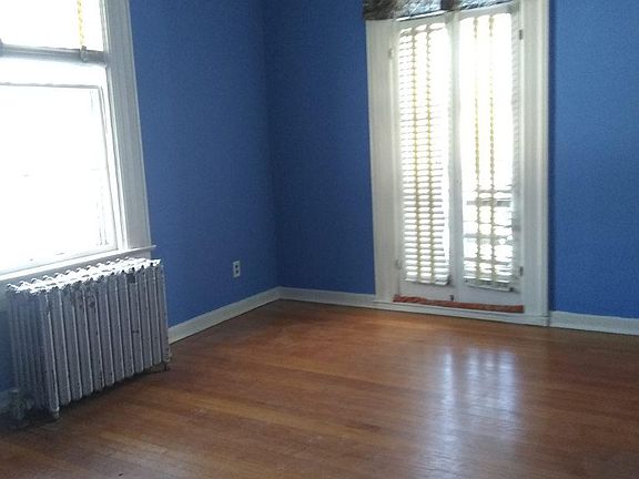 5th image of 22 S Lincoln Ave APT A