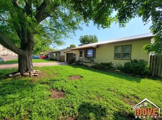 304 S Cox St, Sublette, KS 67877