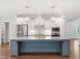 7421 Stonehenge Farm Ln, Raleigh, NC 27613