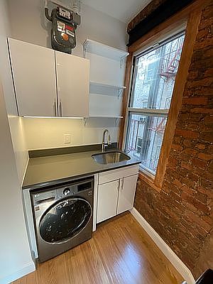 3rd image of 234 Thompson St APT 15