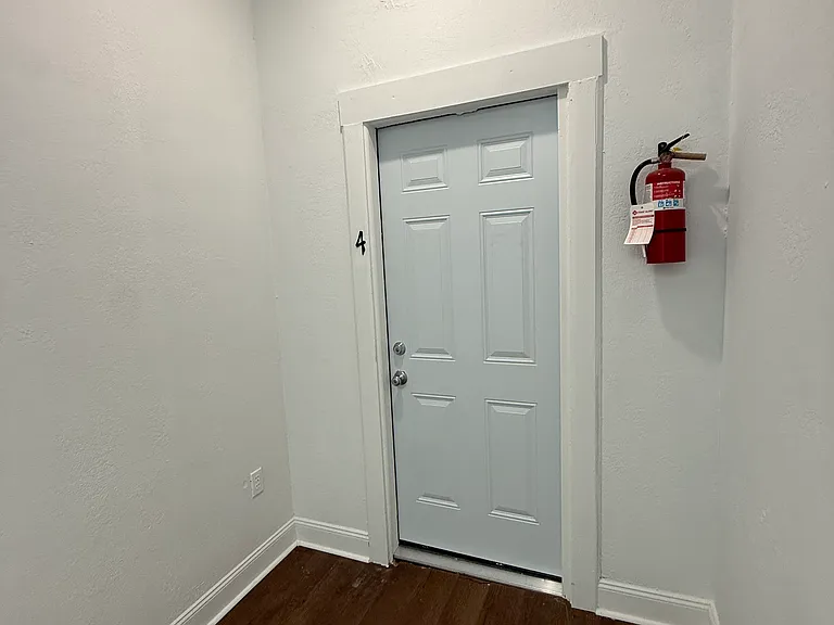 520 S Broadway Ave #5 — Photo 9