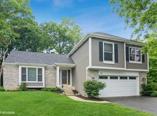 650 Hazel Nut Ct, Bartlett, IL 60103