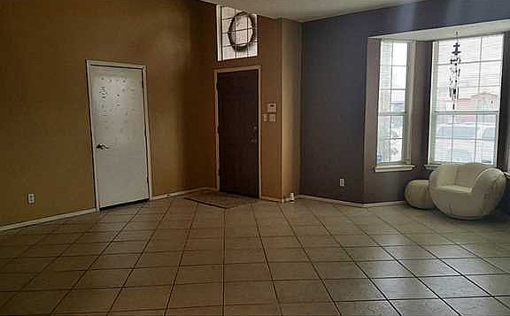 3rd image of 12082 Jose Cisneros Dr