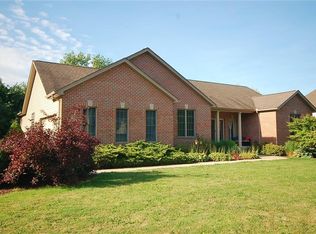 2292 Cornerstone Dr, Cortland, OH