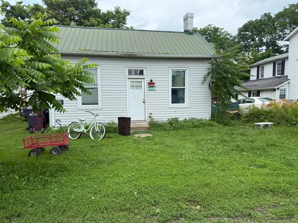 3057&3061 Front St, Petersburg, KY 41080