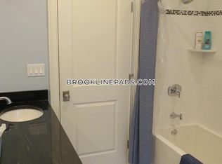 279 Walnut St #2, Brookline, MA 02445