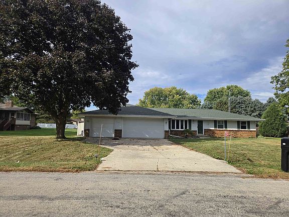 2nd image of 7544 La Maine Dr