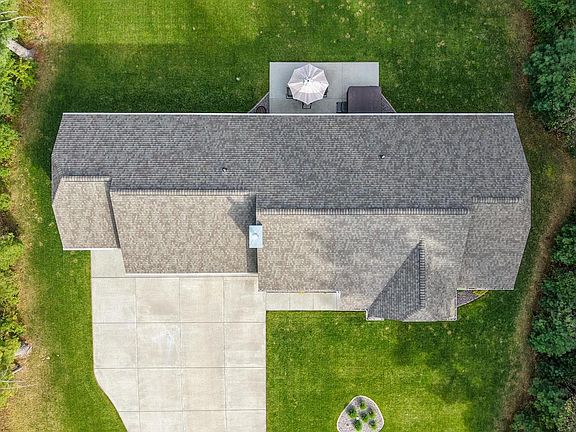4th image of 2430 CRYSTAL LANE