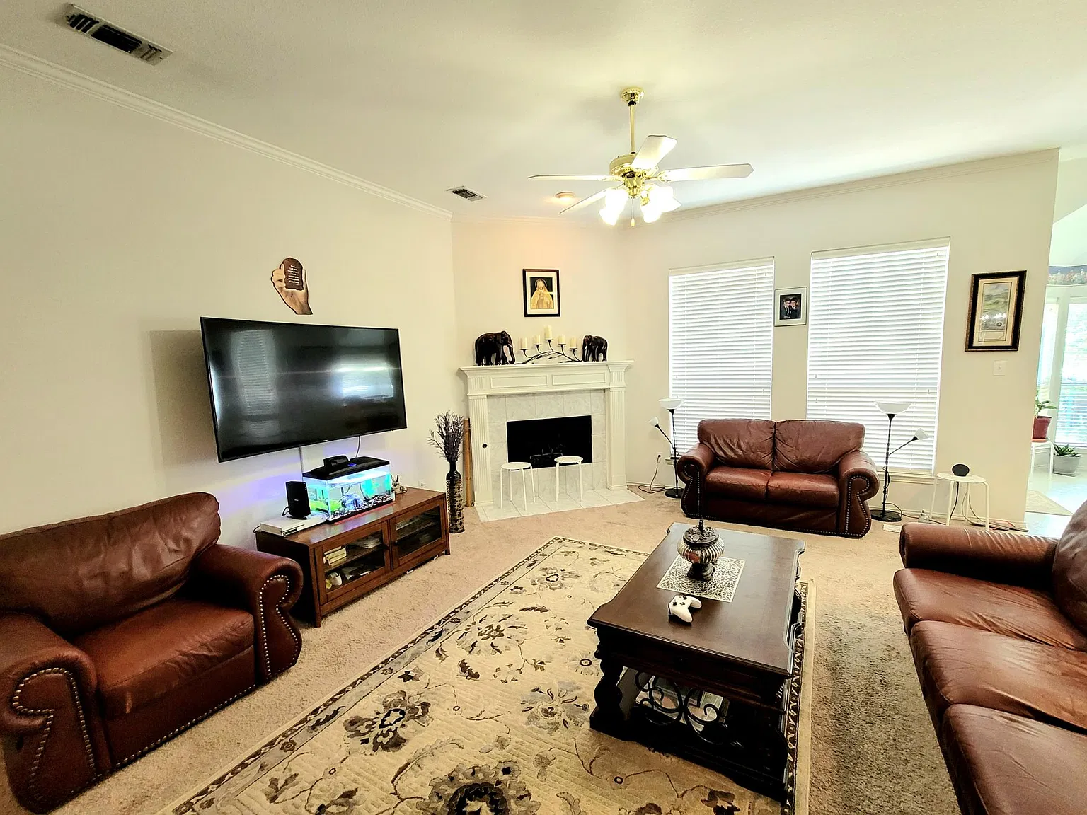 4 bed, 2113 sqft, $2,500 — Photo 3