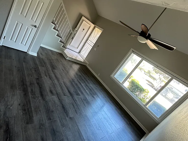 11043 Clairemont Mesa Blvd — Photo 2