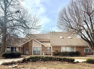 6021 Oak Tree Rd, Edmond, OK 73025