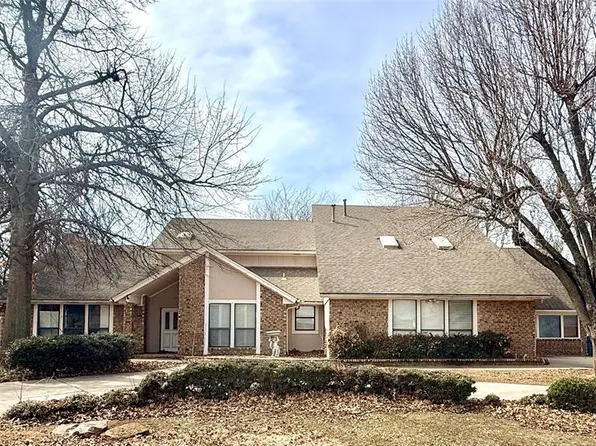 6021 Oak Tree Rd, Edmond, OK 73025