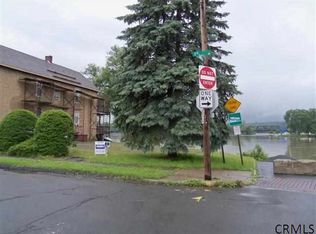 813 1st Ave, Troy, NY 12182