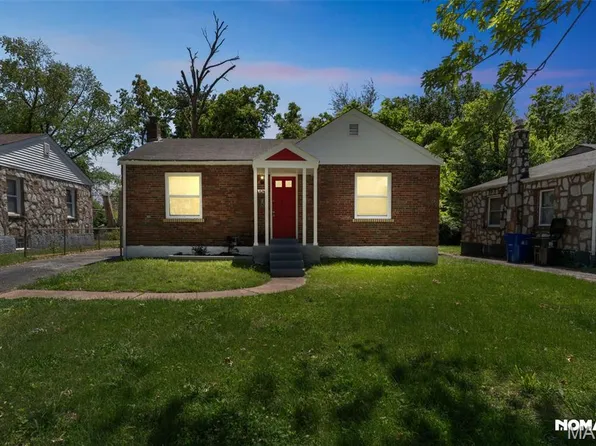 8246 Montreal Dr, Saint Louis, MO 63132