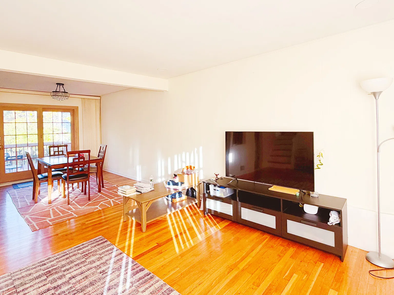 3 bed, 1560 sqft, $4,100 — Photo 3