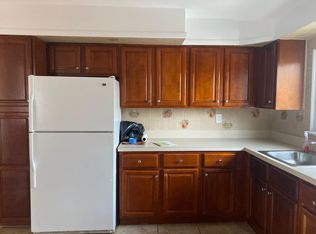 24535 149th Ave, Rosedale, NY 11422